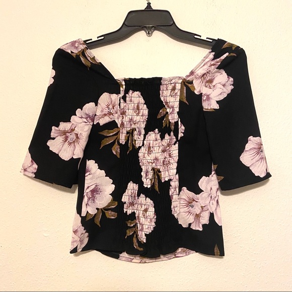 Free Press Black Floral Square Neck Elbow Half Sleeve Top Blouse Smocked XS New - Picture 3 of 6